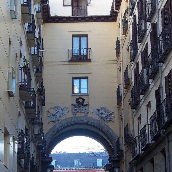 Meet your Posher, Crystal - Picture 4 of 8